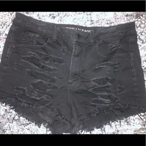 Black AMERICAN EAGLE shorts